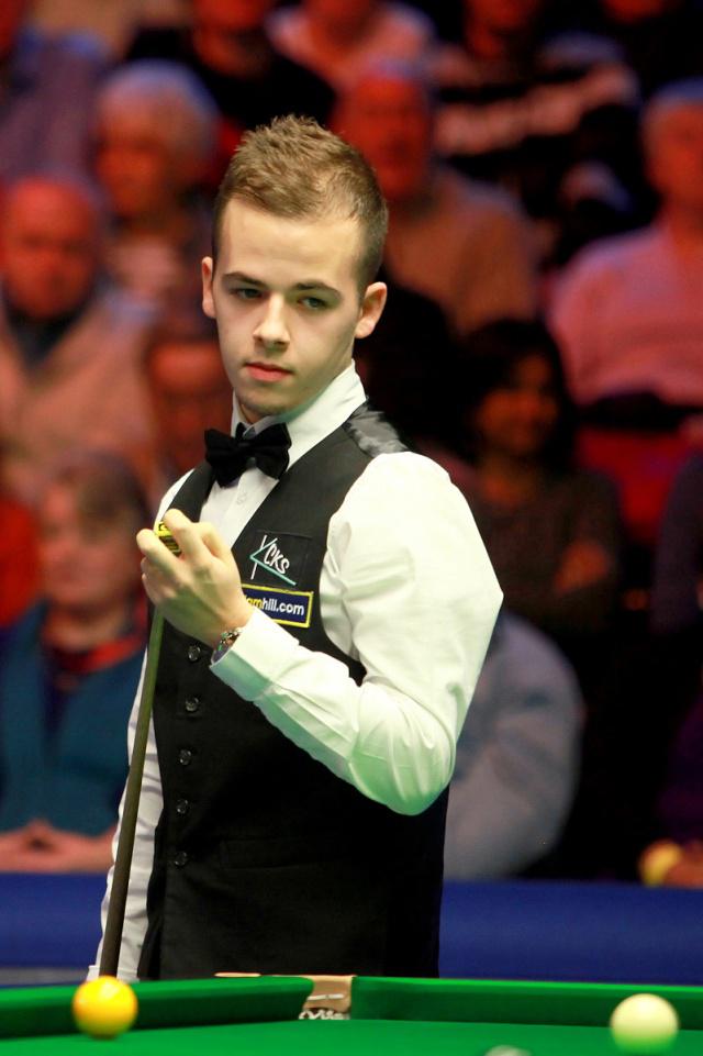 握着场上的 握着场上的