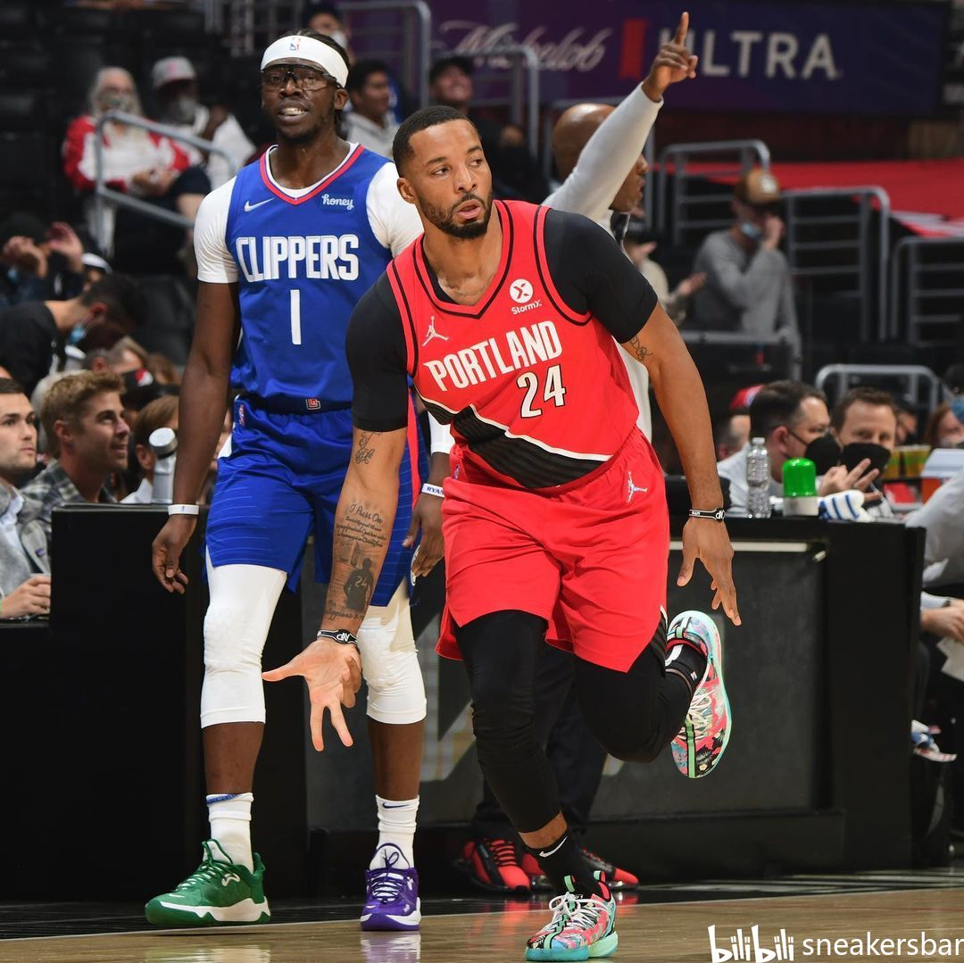 F1迈阿密大奖赛：迈凯伦车队英籍车手爆冷击败世界冠军 拿下分站冠军